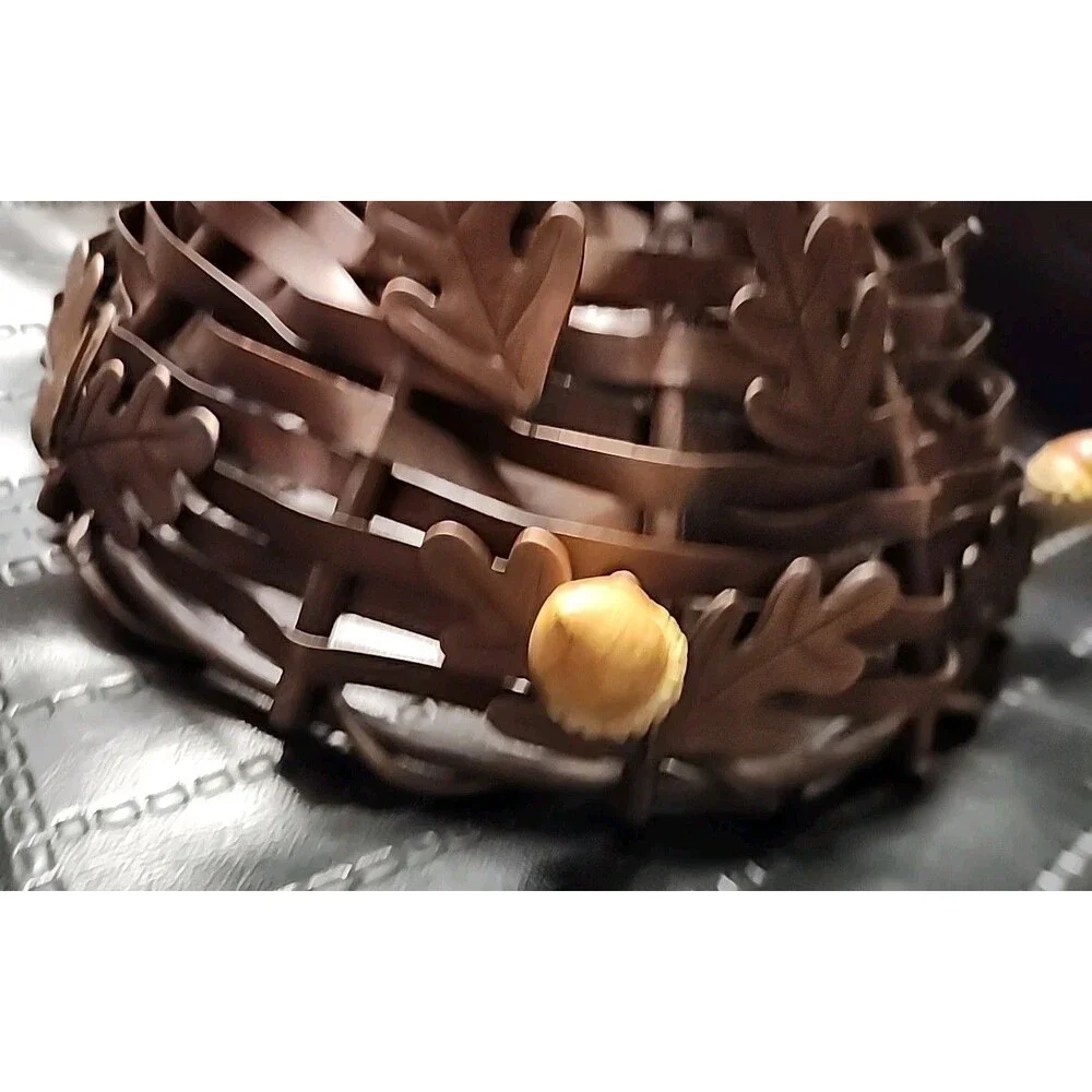 Large Heavy Woven Copper Footed Bowl Decor Basket Adorned With 3 Acorns 10”